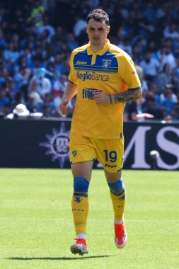 Frosinone 'den Nadir Zortea oyuncusu, İtalya Serie A Ligi maçında Napoli - Frosinone final maçı, Napoli 2, Frosinone 2, Diego Armando Maradona Stadyumu' nda oynandı..