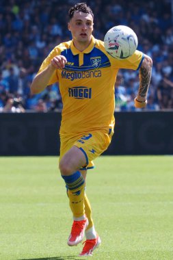 Frosinone 'den Nadir Zortea oyuncusu, İtalya Serie A Ligi maçında Napoli - Frosinone final maçı, Napoli 2, Frosinone 2, Diego Armando Maradona Stadyumu' nda oynandı..