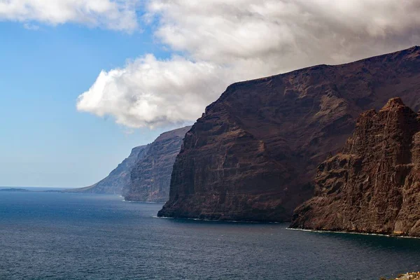 Скелі Лос Гігантесі Тенеріфе Канарські Острови Іспанія — стокове фото