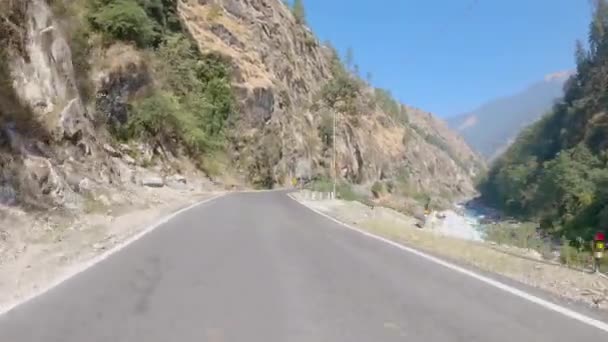 Empty Long Mountain Rural Road National Highway Connecting Uttarkashi Gangotri — Stockvideo