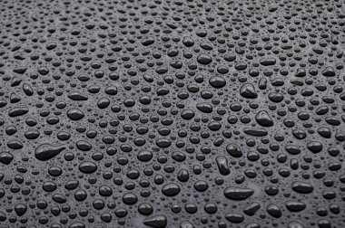 Duvar kağıdı veya tasarım için uygun su damlacıkları.