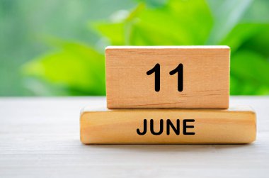 11 Haziran ahşap takvim, metin ve fikirler için özelleştirilebilir alan. Haziran ayı konsepti