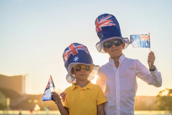 Dos Niños Australianos Celebran Día Australia Ciudad Adelaida — Foto de Stock