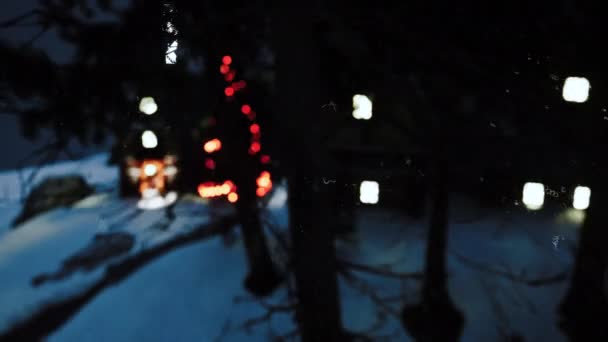 Julgran Lyser Mitten Liten Bergen Animerat Grafikkort Begreppet Julfirande — Stockvideo