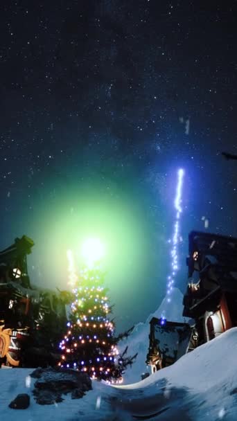 クリスマスのお祝いの美しい概念 垂直ビデオ 背景に異なる色で輝く美しい花火とクリスマスツリー カメラは移動します テキストの場所 — ストック動画