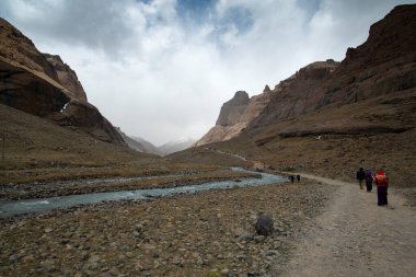 Kailas Dağı 'nın (kora) ilk günü