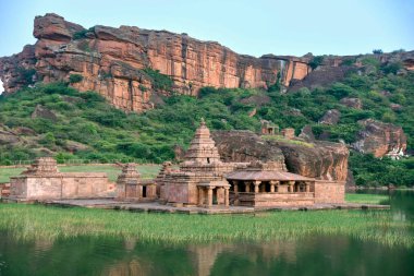 Sunset at the 5th to 7th century Bhutanatha Temples built in the dravidian style on the banks of the Agastya lake in Karnataka, India