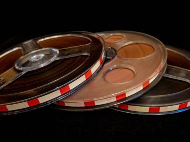 Bir teyp için manyetik teyp ruloları