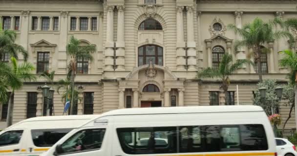 Durban City Hall Met Het War Memorial Tuinen Provincie Kwazulu — Stockvideo