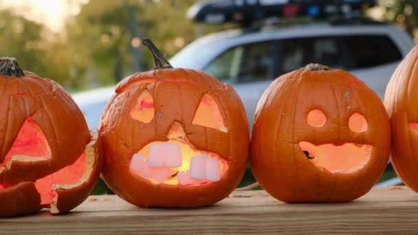 Abóbora Halloween Assustadora Tábuas Madeira Abóbora Halloween Com Lanterna Madeira — Vídeo de Stock