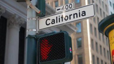 Kaliforniya Caddesi, San Francisco, ABD. Kaliforniya Yol İşareti. Kuzey Kaliforniya 'daki Silikon Vadisi' ne hoş geldiniz. California yol tabelasına hoş geldiniz.