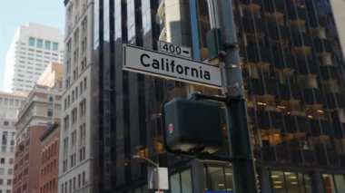 Kaliforniya Caddesi, San Francisco, ABD. Kaliforniya Yol İşareti. Kuzey Kaliforniya 'daki Silikon Vadisi' ne hoş geldiniz. California yol tabelasına hoş geldiniz.