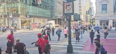 frambuesas y moras con chiles