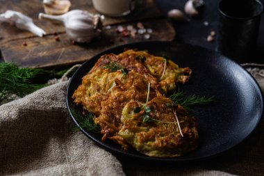 Kasede patatesli gözleme. Draniki..