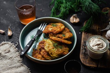 Kasede patatesli gözleme. Draniki..