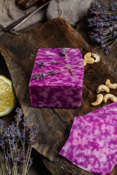 Lavender Cheese Wooden Board — Stock Photo, Image