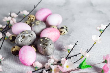 Güzel Paskalya yumurtaları. Paskalya tatili. Kartpostal