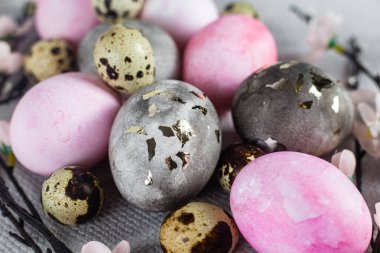 Güzel Paskalya yumurtaları. Paskalya tatili. Kartpostal