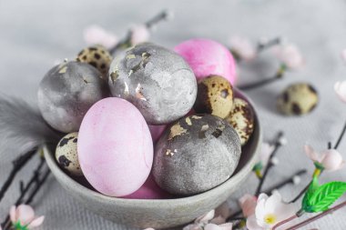 Güzel Paskalya yumurtaları. Paskalya tatili. Kartpostal