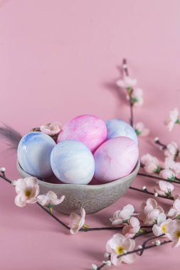 Güzel Paskalya yumurtaları. Paskalya tatili. Kartpostal