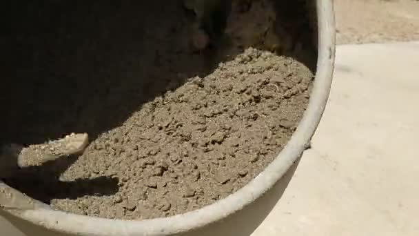 Krachtig Mengen Close Van Cementmixer Mengen Van Beton — Stockvideo