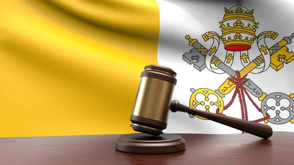 Nationalflagge Des Vatikans Mit Richtergabelhammer Auf Dem Schreibtisch Des Gerichts — Stockfoto