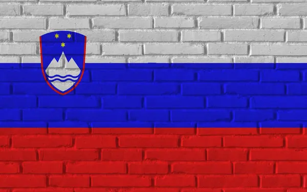 斯洛文尼亚国旗在旧砖墙上的绘画 带有裂缝和具体概念3D 使图像成为现实的背景旗帜 — 图库照片