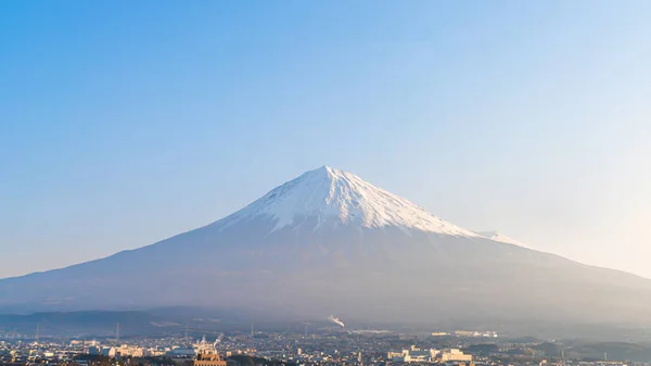 富士山风景秀丽宽 山顶白雪覆盖 日本水冈富士宫 — 图库照片