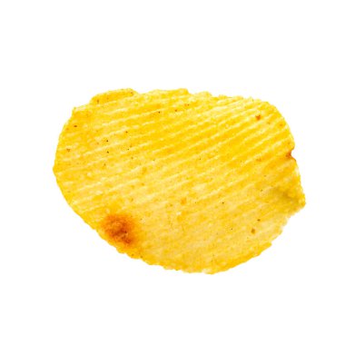 Beyaz grupta izole edilmiş patates cipsi.