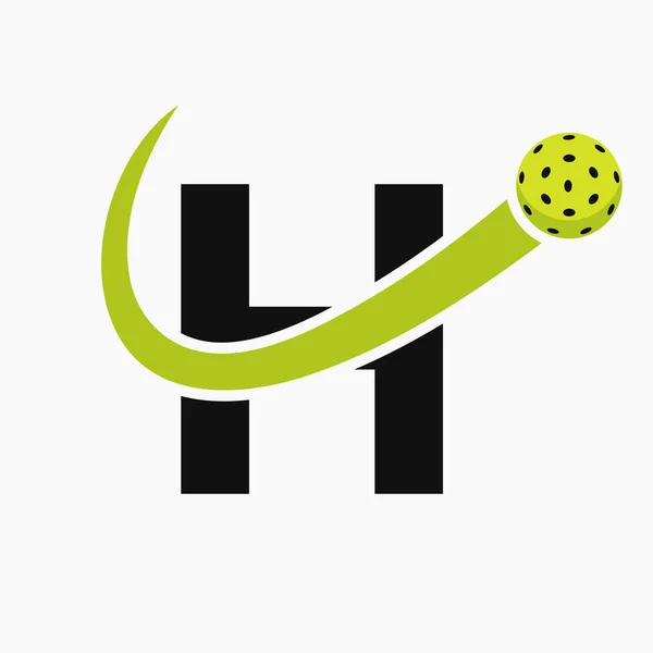 手紙Hピックボールロゴコンセプト移動ピックボールシンボル付き ピクルボールのロゴタイプ — ストックベクタ