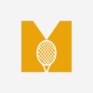 M Padel Tenis Logosu. Padel Raket Logo Tasarımı. Plaj Masası Tenis Kulübü Sembolü