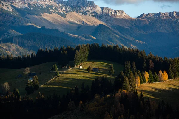Bucegi Dağları Karpatlar Romanya Büyüleyici Bir Dağ Manzarası Transilvanya Nın — Stok fotoğraf