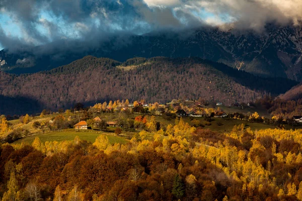Paysage Montagne Charmant Dans Les Carpates Roumanie Automne Nature Brasov — Photo