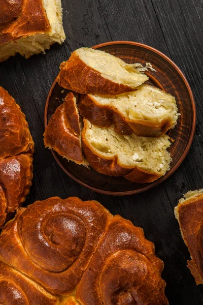 Čerstvý Chléb Trouby Tradiční Sýrový Koláč Rumunska Jménem Saralie Domácí — Stock fotografie