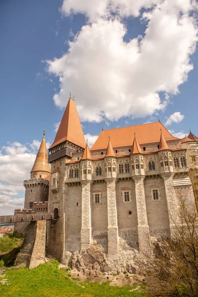 stock image Corvin Castle is an imposing Gothic-Renaissance fortification, one of the largest in Transilvania