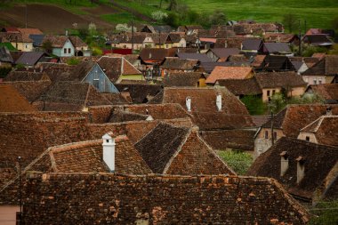 Biertan Romanya 'nın Transilvanya kentinde çok güzel bir ortaçağ köyü. Romanya 'nın tarihi bir kasabası Frankish ve Gotik mimari tarzını korumuştur. Seyahat fotoğrafı..