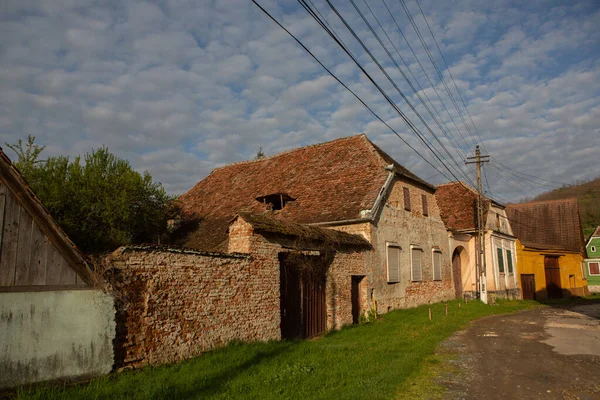 ビエルタンはルーマニアのトランシルヴァニアにあるとても美しい中世の村です ルーマニアの歴史的な町で フランク様式とゴシック様式の建築様式が保存されている 旅行写真 — ストック写真