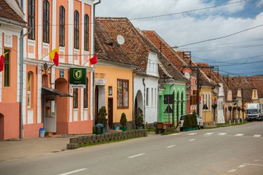 Biertan Romanya 'nın Transilvanya kentinde çok güzel bir ortaçağ köyü. Romanya 'nın tarihi bir kasabası Frankish ve Gotik mimari tarzını korumuştur. Seyahat fotoğrafı..