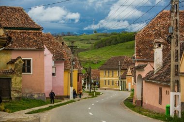 Biertan Romanya 'nın Transilvanya kentinde çok güzel bir ortaçağ köyü. Romanya 'nın tarihi bir kasabası Frankish ve Gotik mimari tarzını korumuştur. Seyahat fotoğrafı..