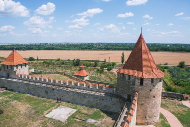 Tighina Şatosu (ayrıca Bender Kalesi veya Kale olarak da bilinir), Moldova 'nın Bender Cumhuriyeti' nde bulunan bir mimari anıttır..