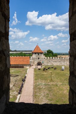 Tighina Şatosu (ayrıca Bender Kalesi veya Kale olarak da bilinir), Moldova 'nın Bender Cumhuriyeti' nde bulunan bir mimari anıttır..