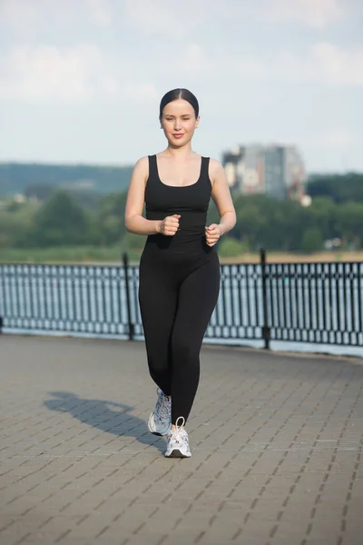 Mladá Žena Černém Sportovním Oblečení Cvičí Venku Fitness Zdravý Životní — Stock fotografie