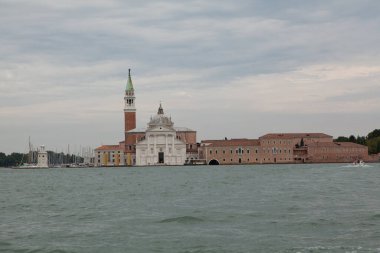 İtalya, Venedik 'te güzel bir manzara. Avrupa 'nın en güzel şehirlerinden biri..