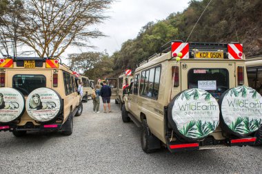 Masai Mara Ulusal Parkı Kenya 'da cip safarisi