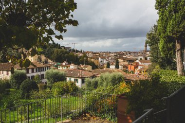 Fotoğraf, İtalya 'nın Toskana bölgesindeki ortaçağ kenti Floransa' nın panoramasıyla çekilmiştir.