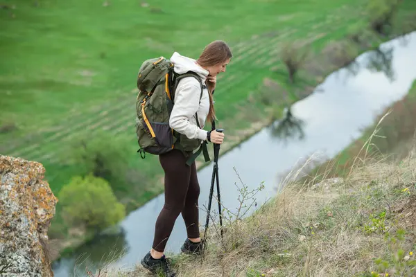 European Beautiful Girl Hiking Mountains White Woman Travels Backpack Nature — Stock Photo, Image