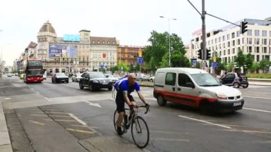 Yaz boyunca Budapeşte sokaklarında rutin yaşam videoları