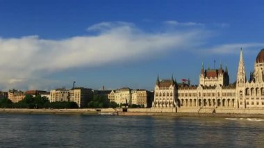 Yaz boyunca Budapeşte sokaklarında rutin yaşam videoları