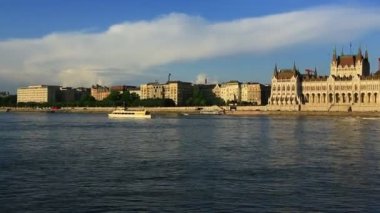 Yaz boyunca Budapeşte sokaklarında rutin yaşam videoları