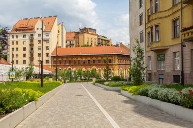 Macaristan 'ın başkenti Budapeşte' de çok güzel ve renkli bir cadde. Avrupa 'da sokak hayatı.